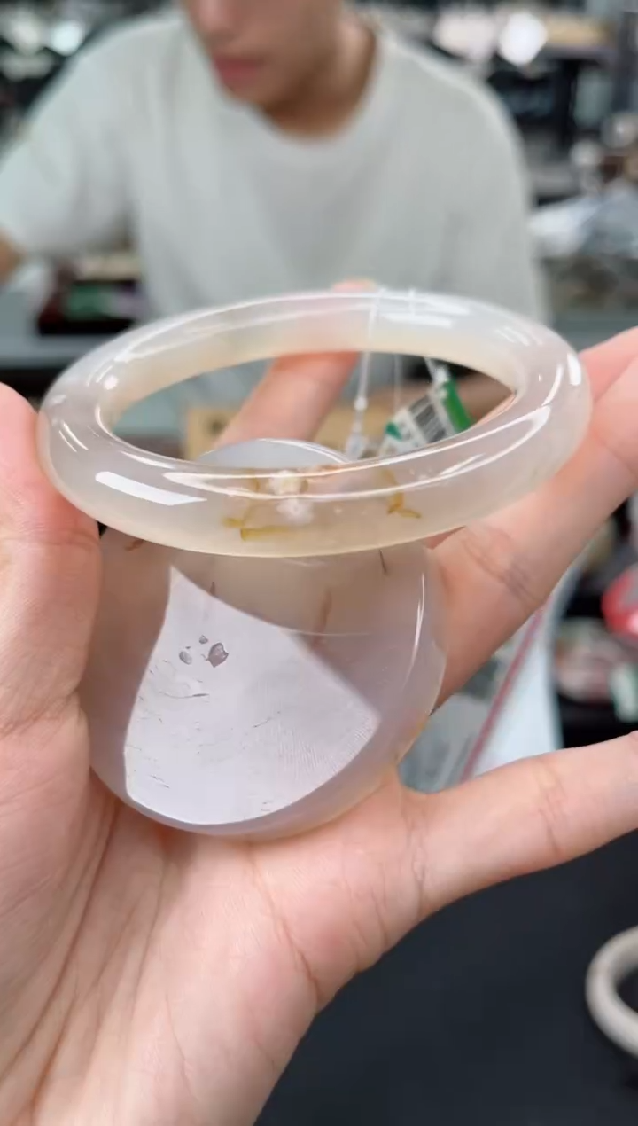 【闪购商品】石英质玉手镯未镶嵌60圈口（赠品镯心）3507951