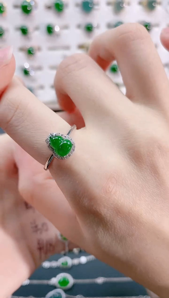 【闪购商品】翡翠戒指银S925镶嵌天然翡翠