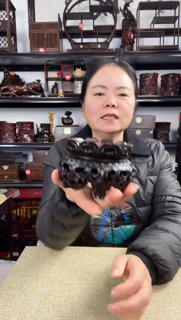 木新莲底座老李红木工艺品