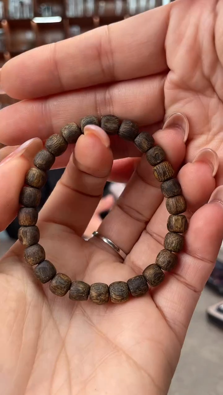 【闪购商品】沉香手串71号沉水老料国香绿奇楠多样性发一条