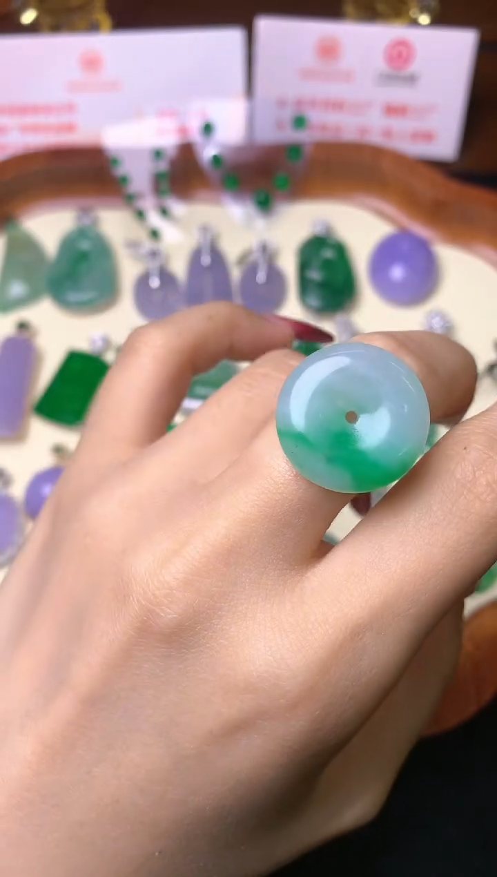 【闪购商品】定制翡翠未镶嵌毛货