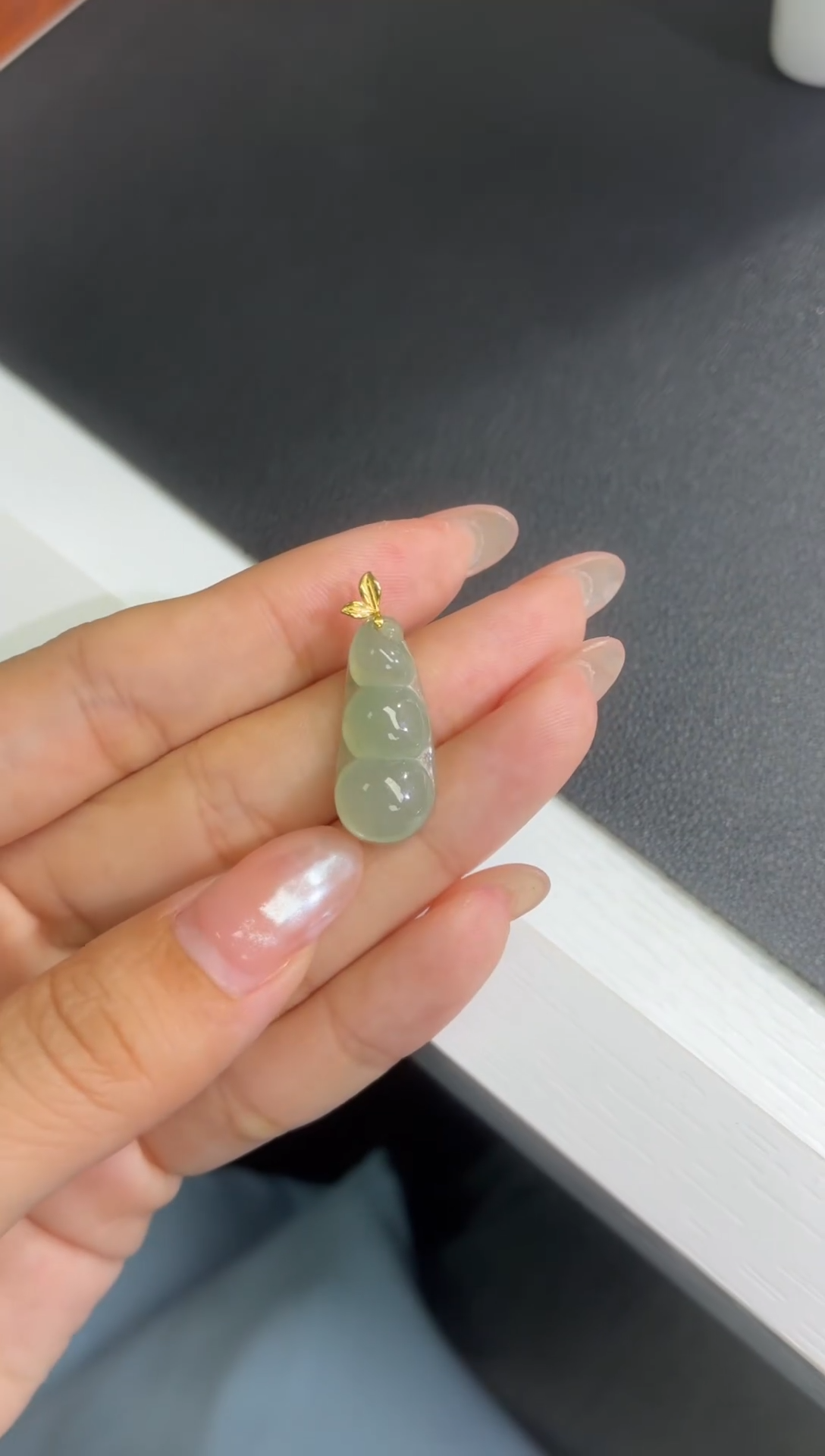 翡翠未镶嵌颈饰天然翡翠A货