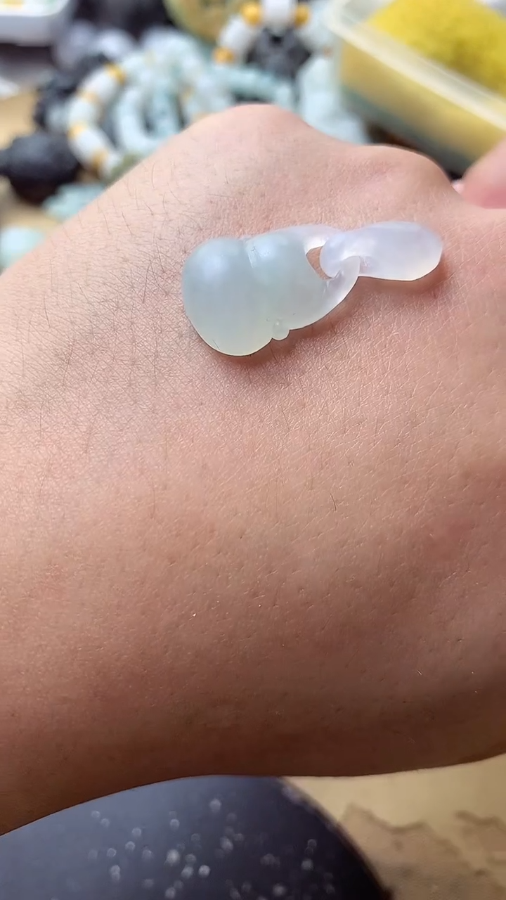 定制翡翠未镶嵌翡翠1