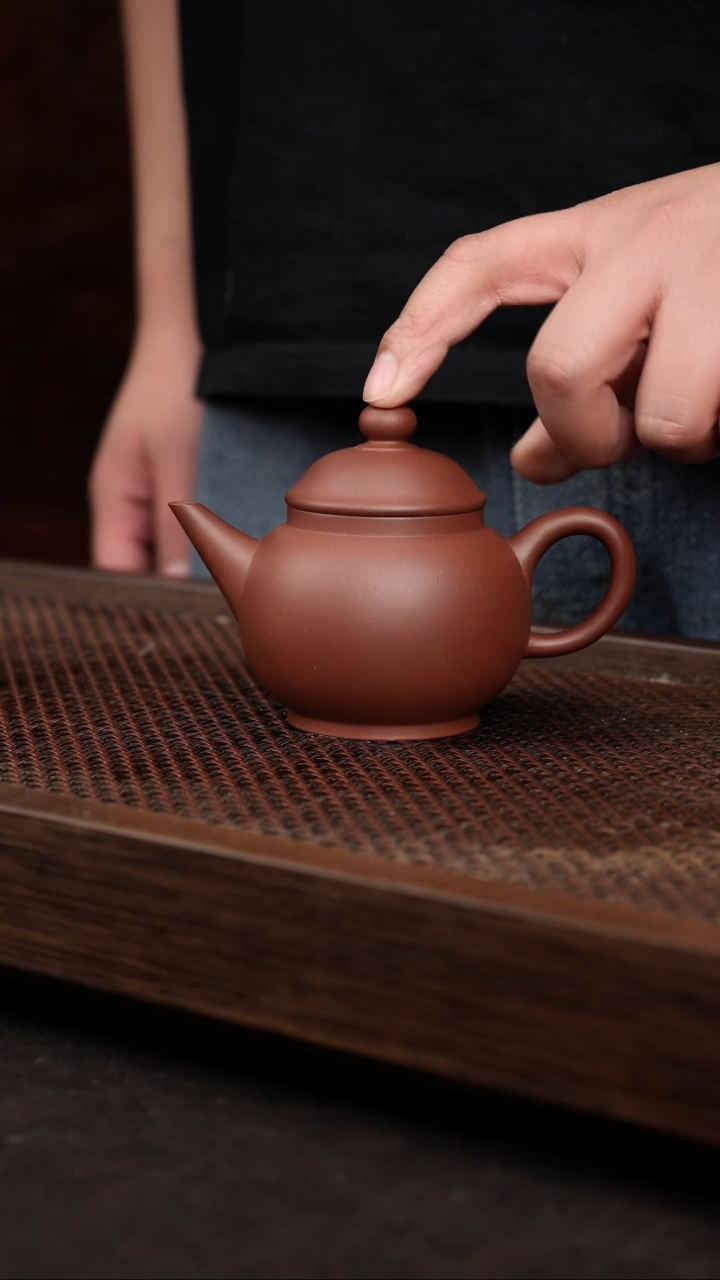 【闪购商品】紫砂茶壶底槽清孟臣水平