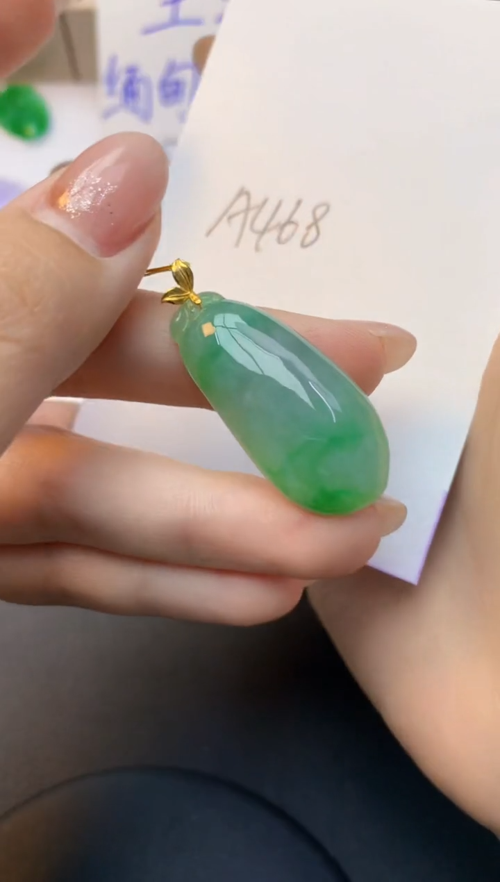 颈饰18K金镶嵌翡翠天然A货缅甸翡翠百元以上9元证书费自理