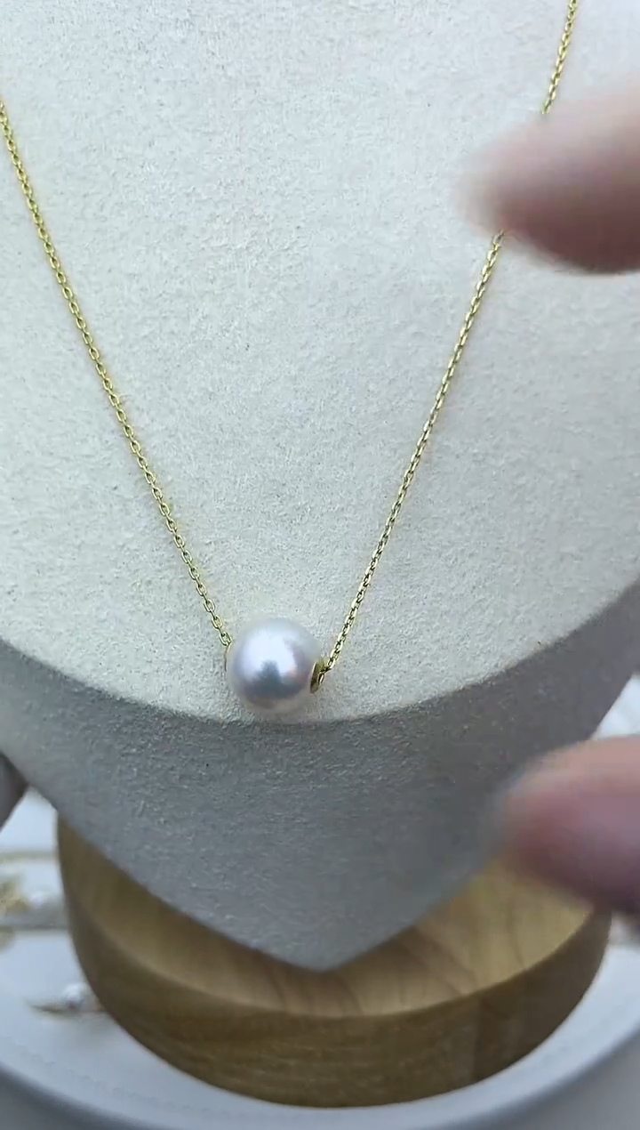 吊坠(赠链)18K金镶嵌海水珍珠18K金海水akoya8.5-9路路通