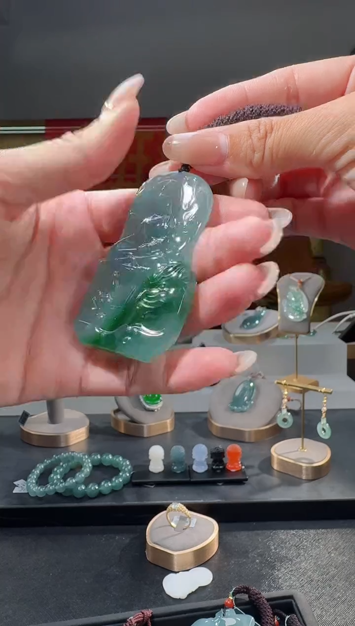 吊坠(不含链)未镶嵌翡翠普贤