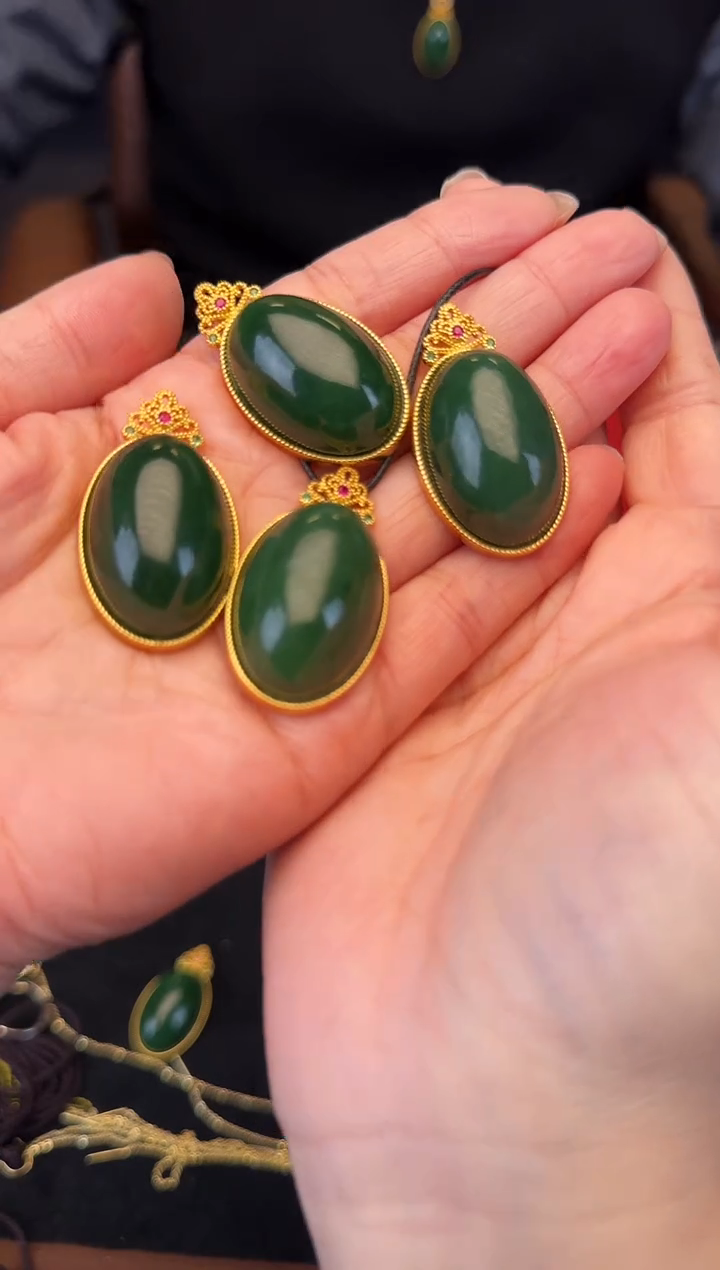 颈饰未镶嵌和田玉鸽子蛋3.0（多样性发一件）