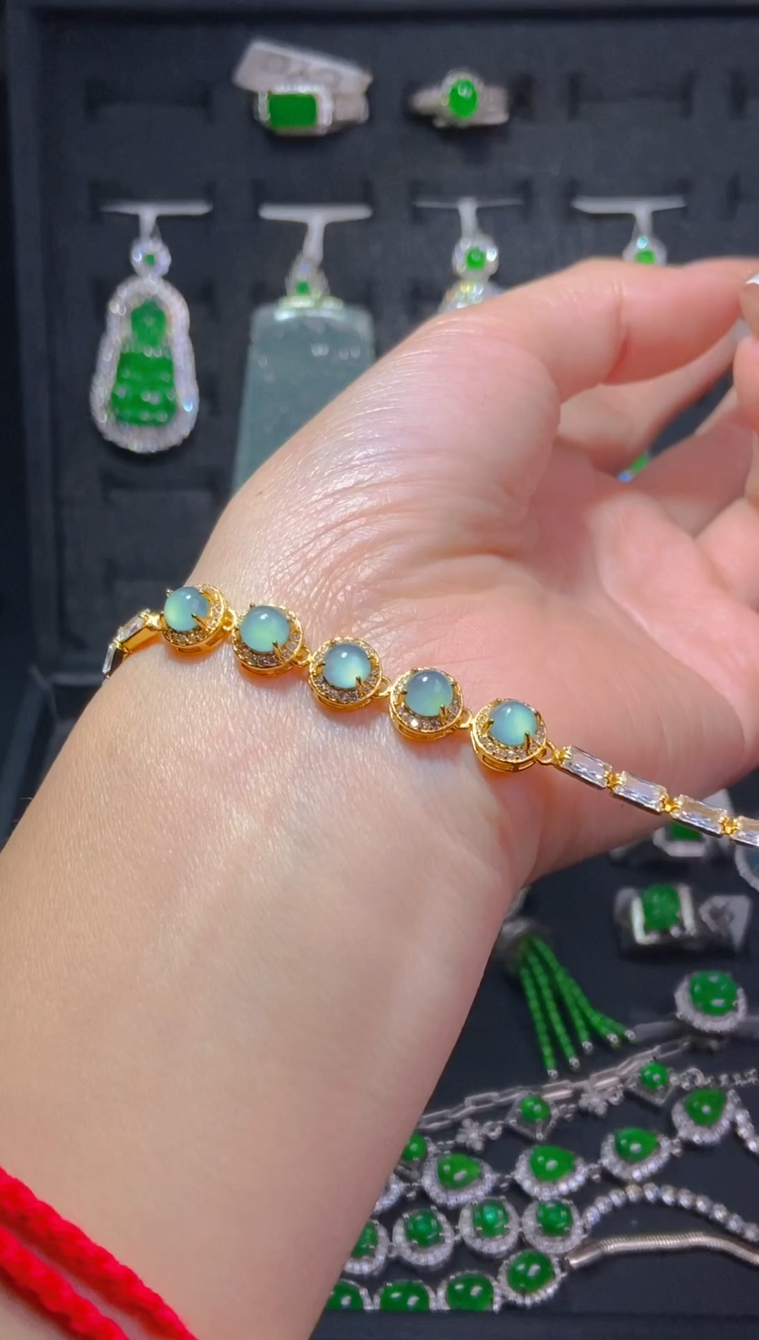 【闪购商品】翡翠手链未镶嵌天然翡翠A货99