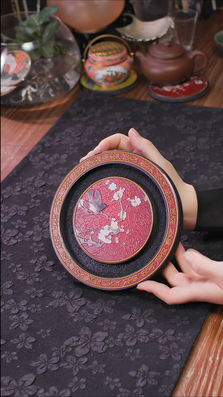 壹藏贰宝喜上眉梢图案小壶承