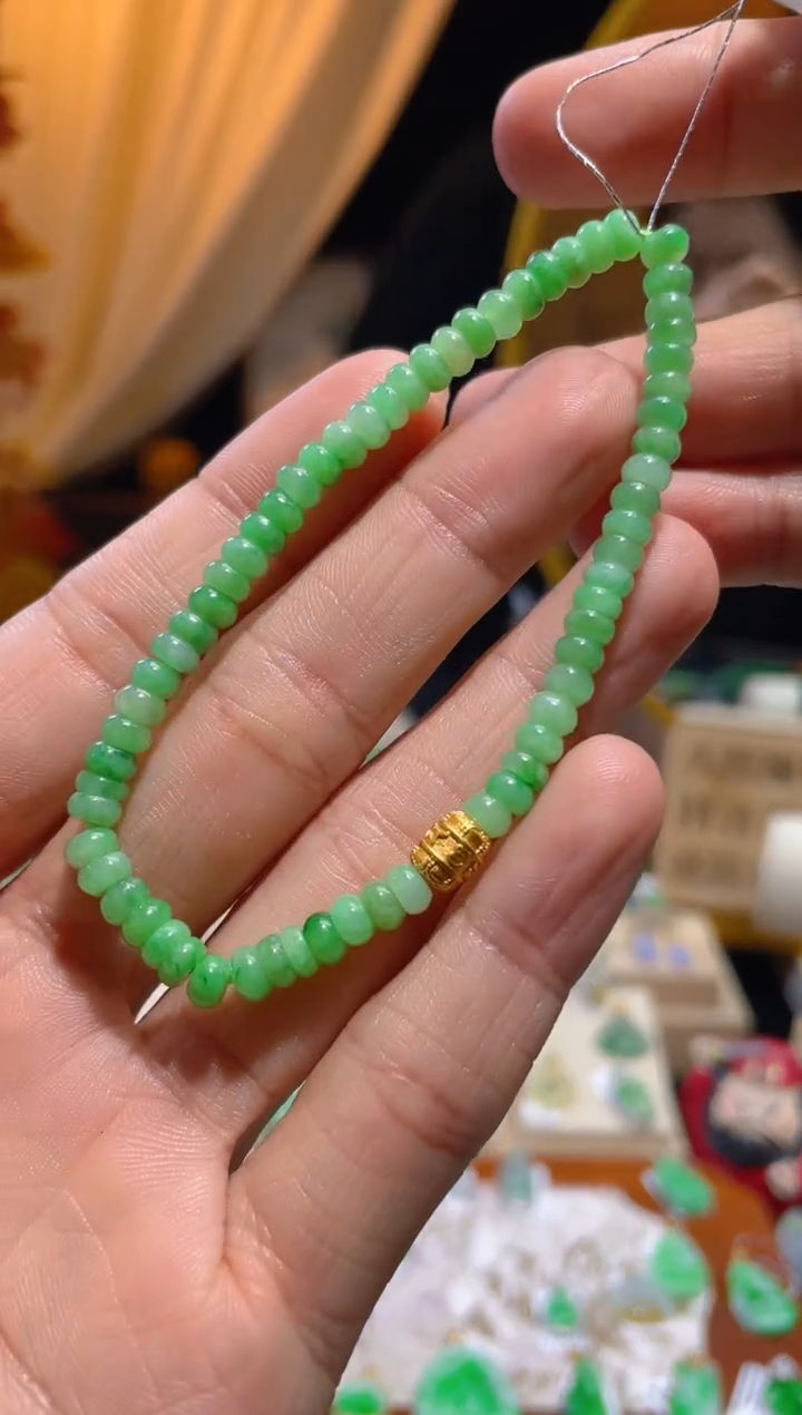 【闪购商品】翡翠颈饰未镶嵌假一赔三