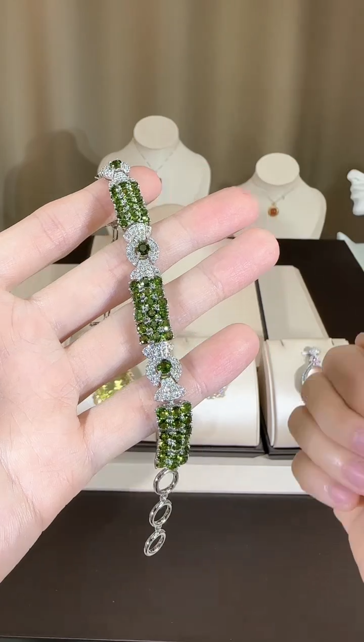 【闪购商品】透辉石手链银S925镶嵌设计款