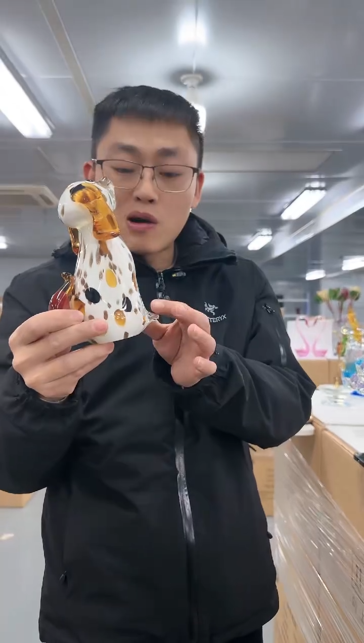 【闪购商品】玻璃云泰0009999