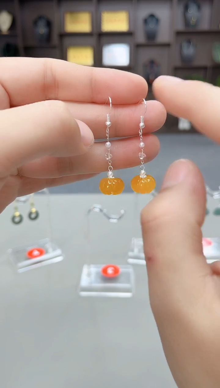 未镶嵌耳饰玛瑙/玉髓W06