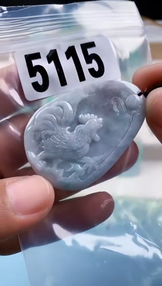 【闪购商品】翡翠挂件未镶嵌天然翡翠吊坠挂件