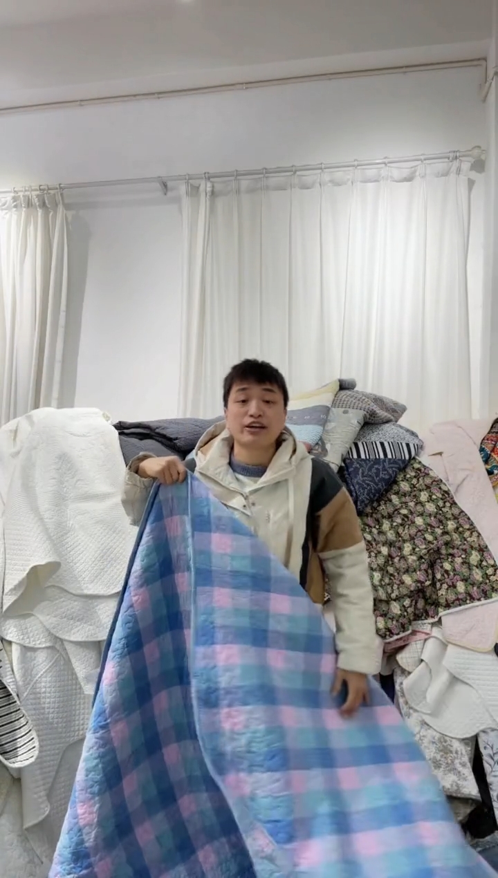 棉200*220纯棉床盖68号微瑕