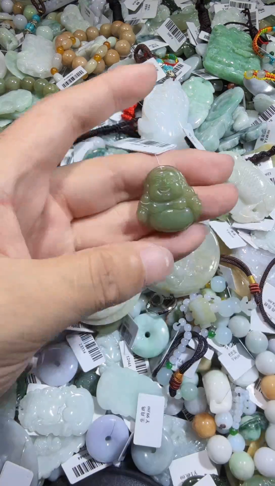 【闪购商品】翡翠颈饰未镶嵌00016953