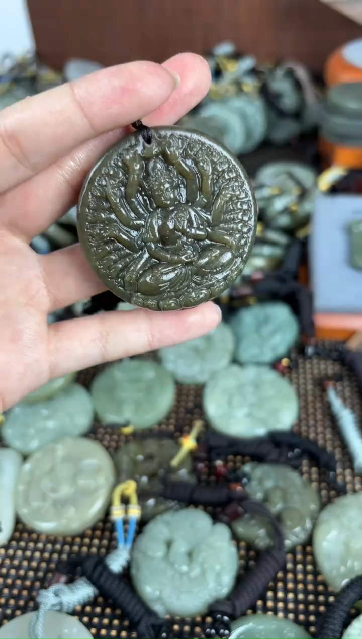 【闪购商品】和田玉颈饰未镶嵌1