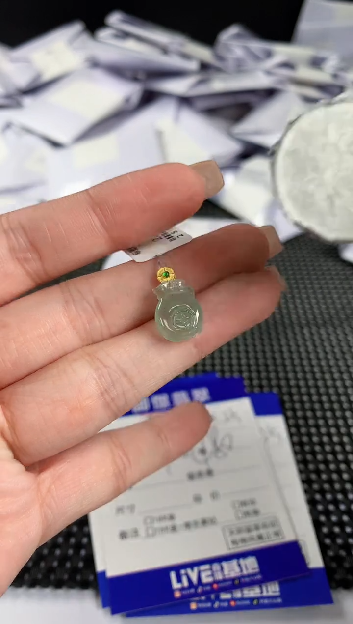 【闪购商品】翡翠颈饰18K金镶嵌翡翠54