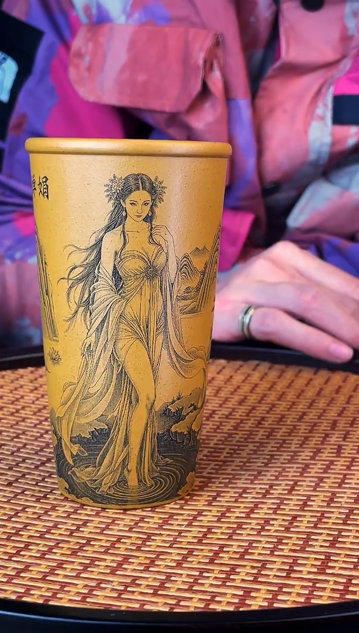 祥***鲜千里共婵娟 黄金朱泥主人杯