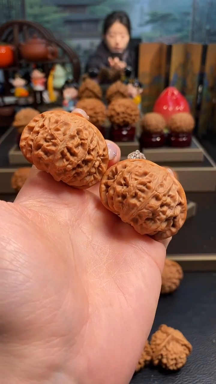 【闪购商品】文玩核桃吊坠H762宫灯43