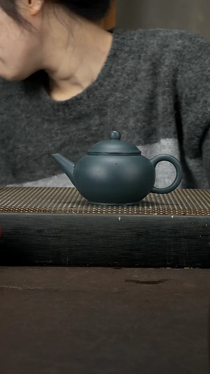 【闪购商品】紫砂茶壶民国绿泥 水平 170cc 083