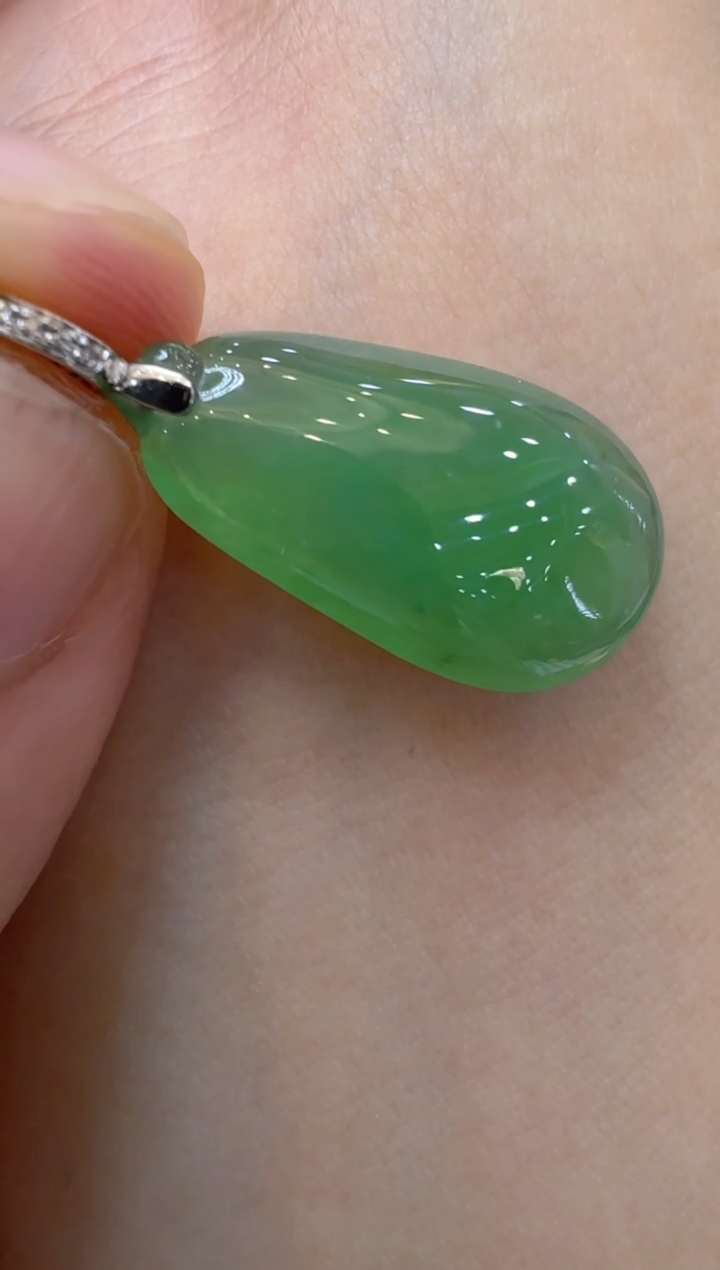 【闪购商品】翡翠吊坠(不含链)18K金镶嵌多样性团购发一件