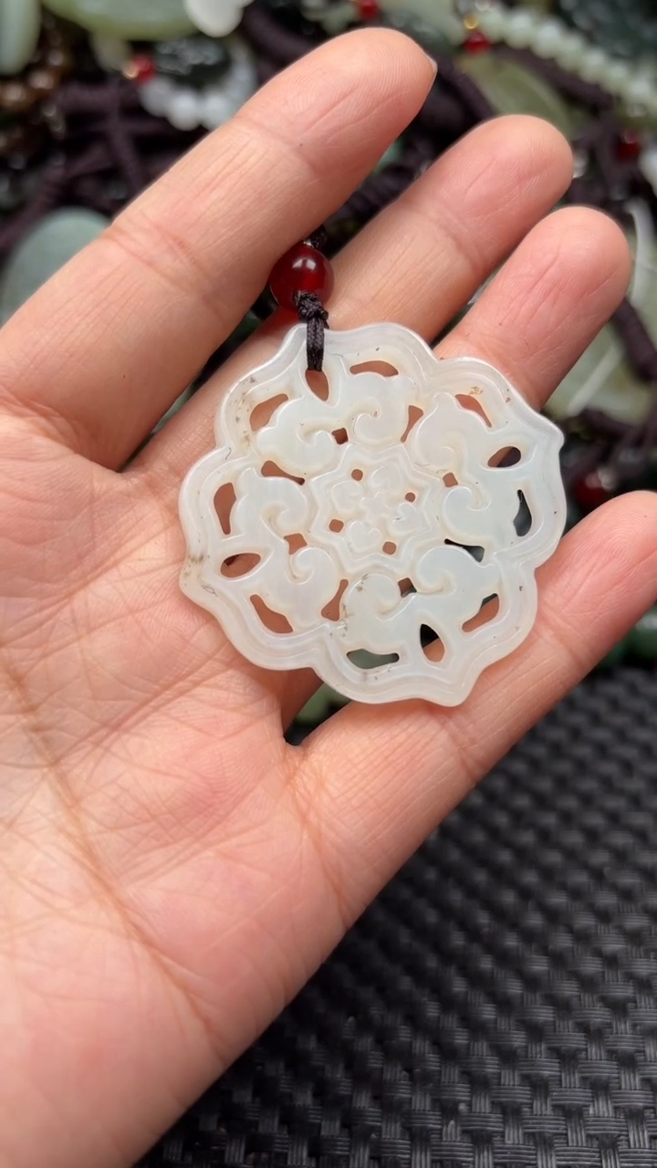 【闪购商品】和田玉颈饰未镶嵌.