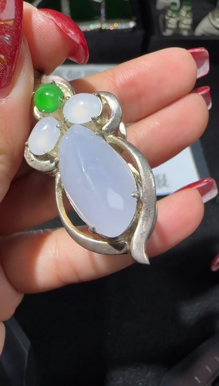 【闪购商品】翡翠吊坠(不含链)未镶嵌多样性发货拍一发一