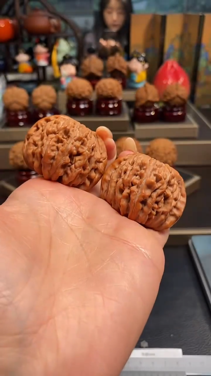 【闪购商品】文玩核桃把件H401四座楼44