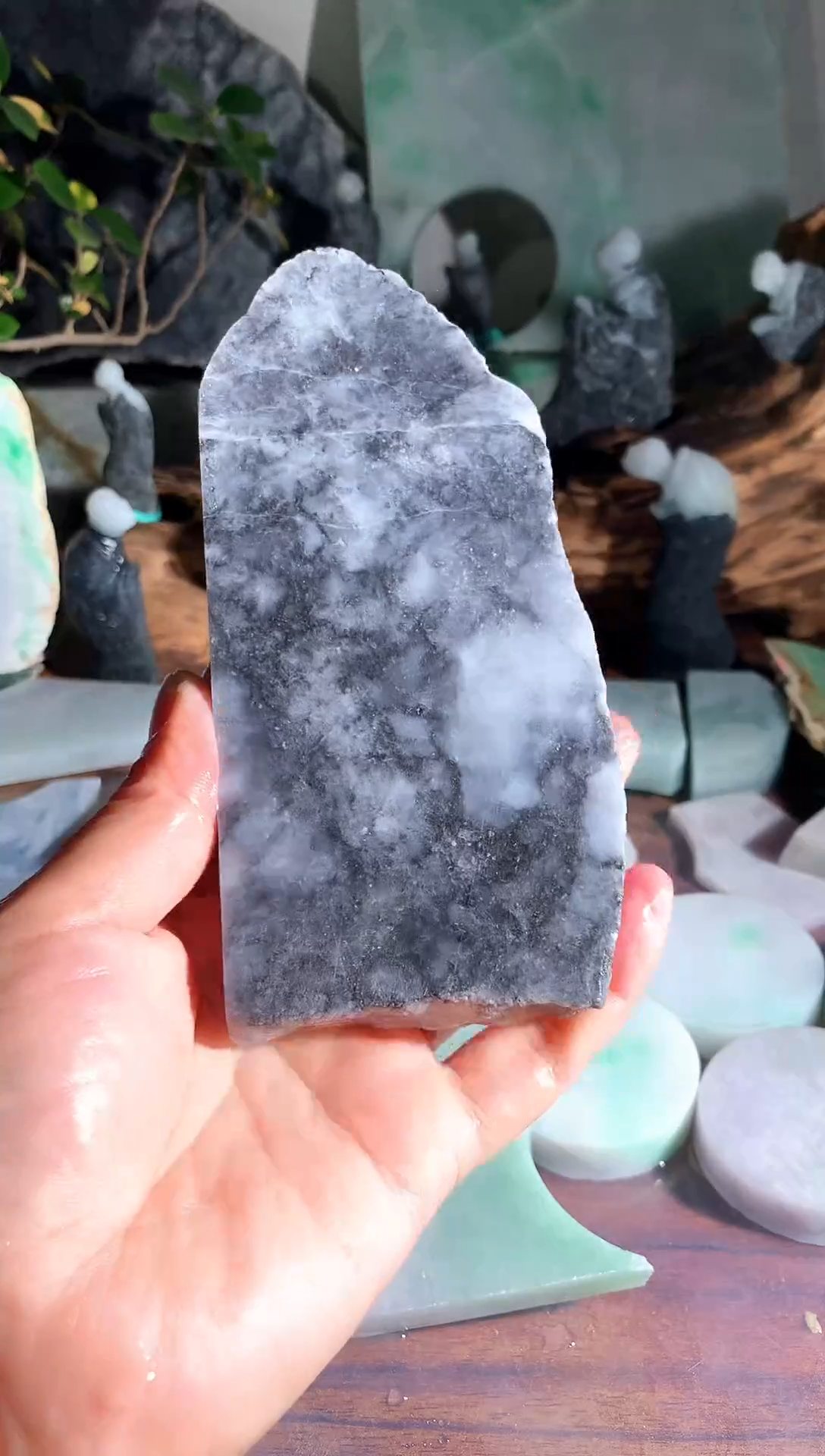 【闪购商品】翡翠吊坠(不含链)未镶嵌E17