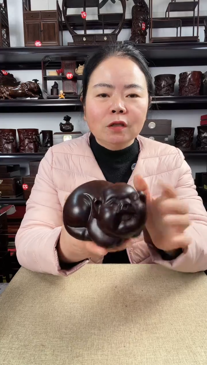 木大猪老李红木工艺品