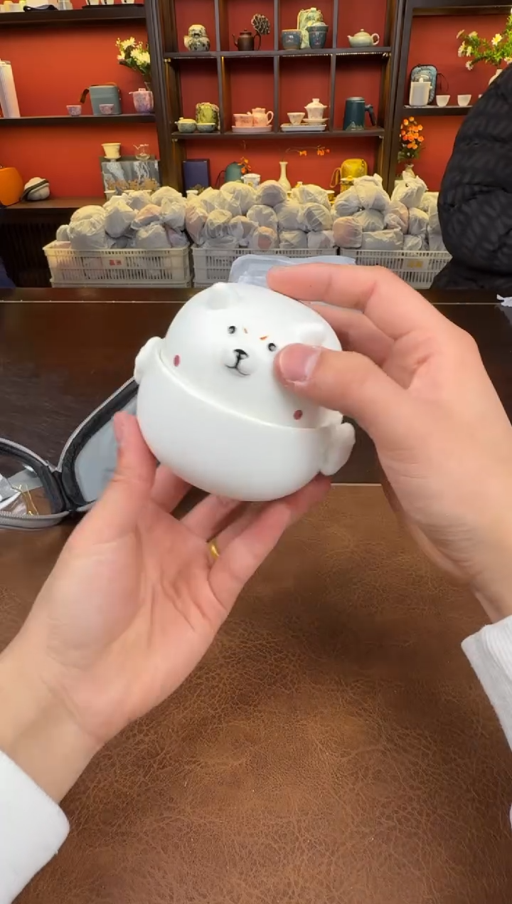 【闪购商品】白狗111111111111111