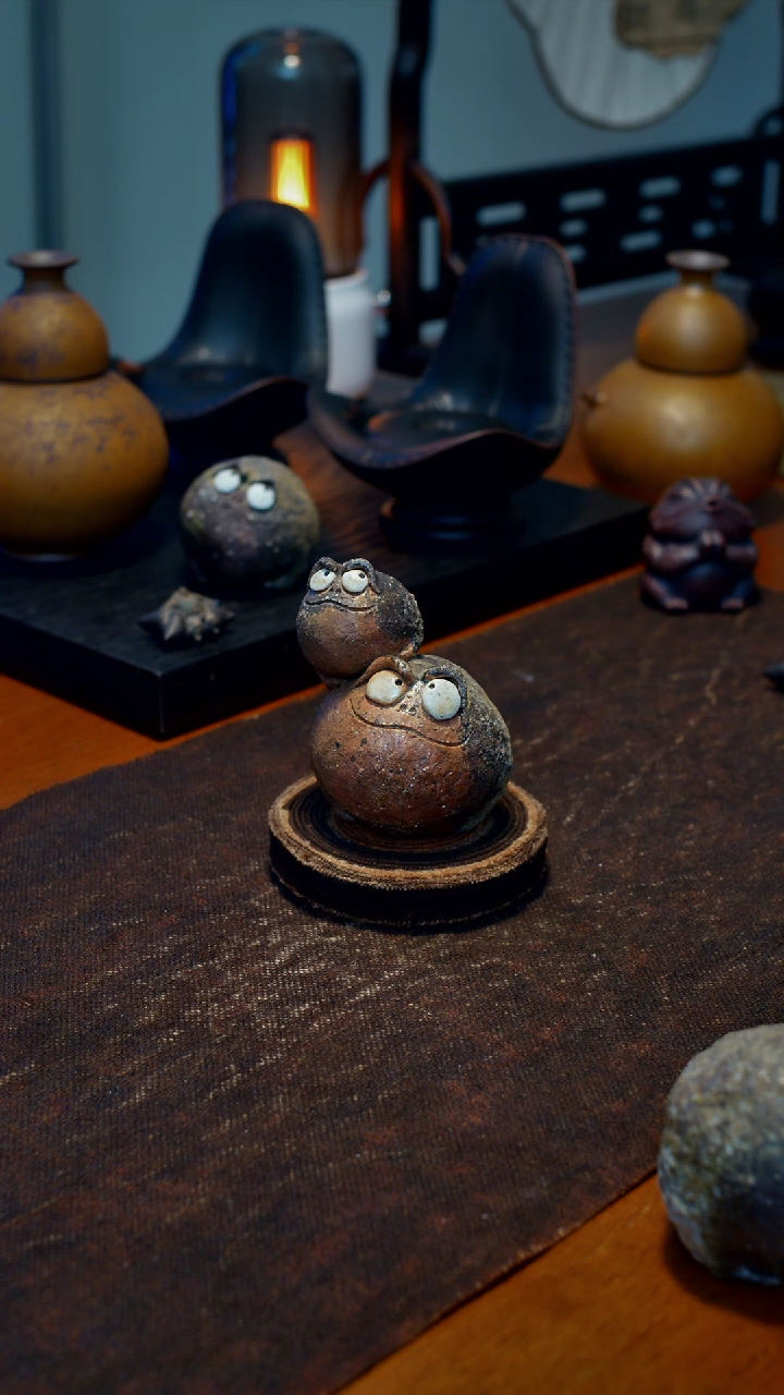 【闪购商品】手捏金蟾茶宠摆件组合