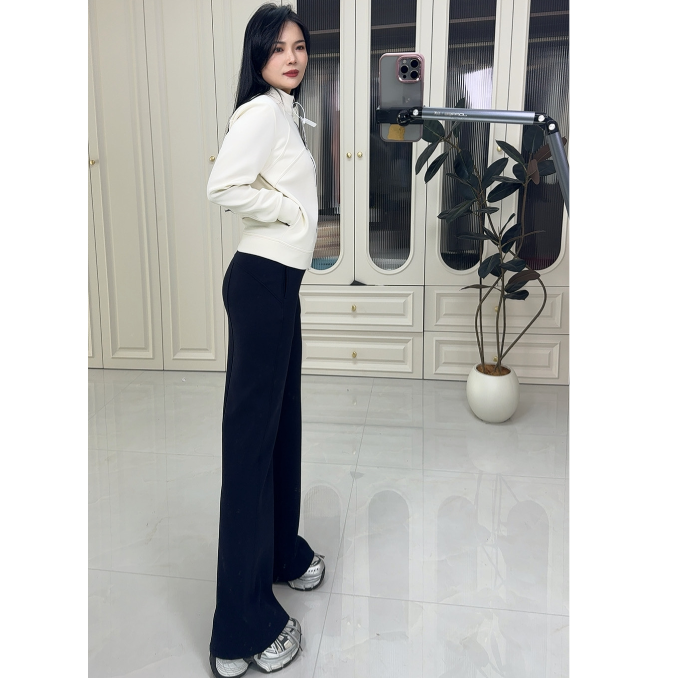 F家秋冬加绒阔腿裤琥珀流光风垂感显瘦五明治保暖卫裤