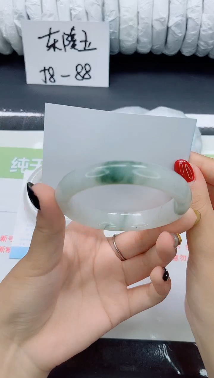 未镶嵌手镯石英质玉099-60