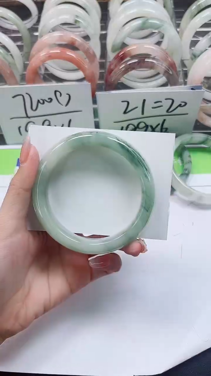 【闪购商品】石英质玉手镯未镶嵌A213-58/59