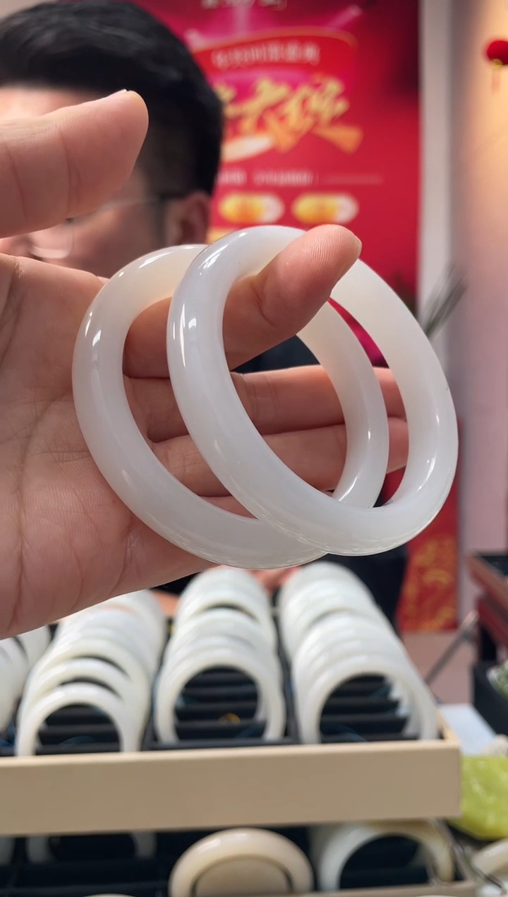 【闪购商品】和田玉手镯未镶嵌圈口备注 荔枝冻手镯多样性发一条