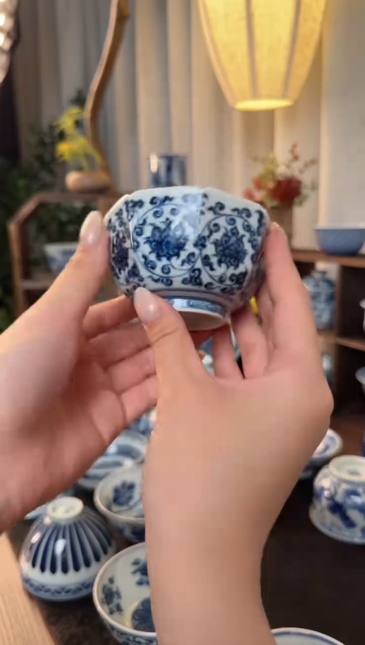 杯子瓷缠枝莲八方杯100cc