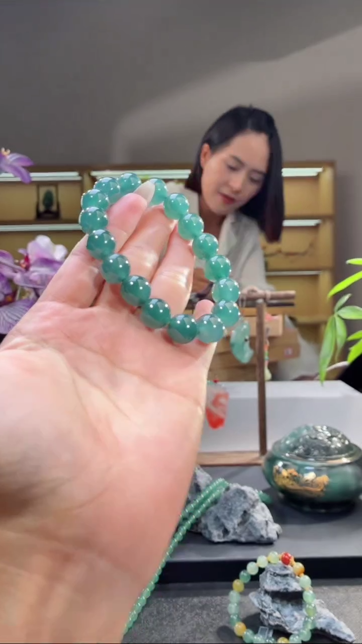 未镶嵌手串翡翠手串