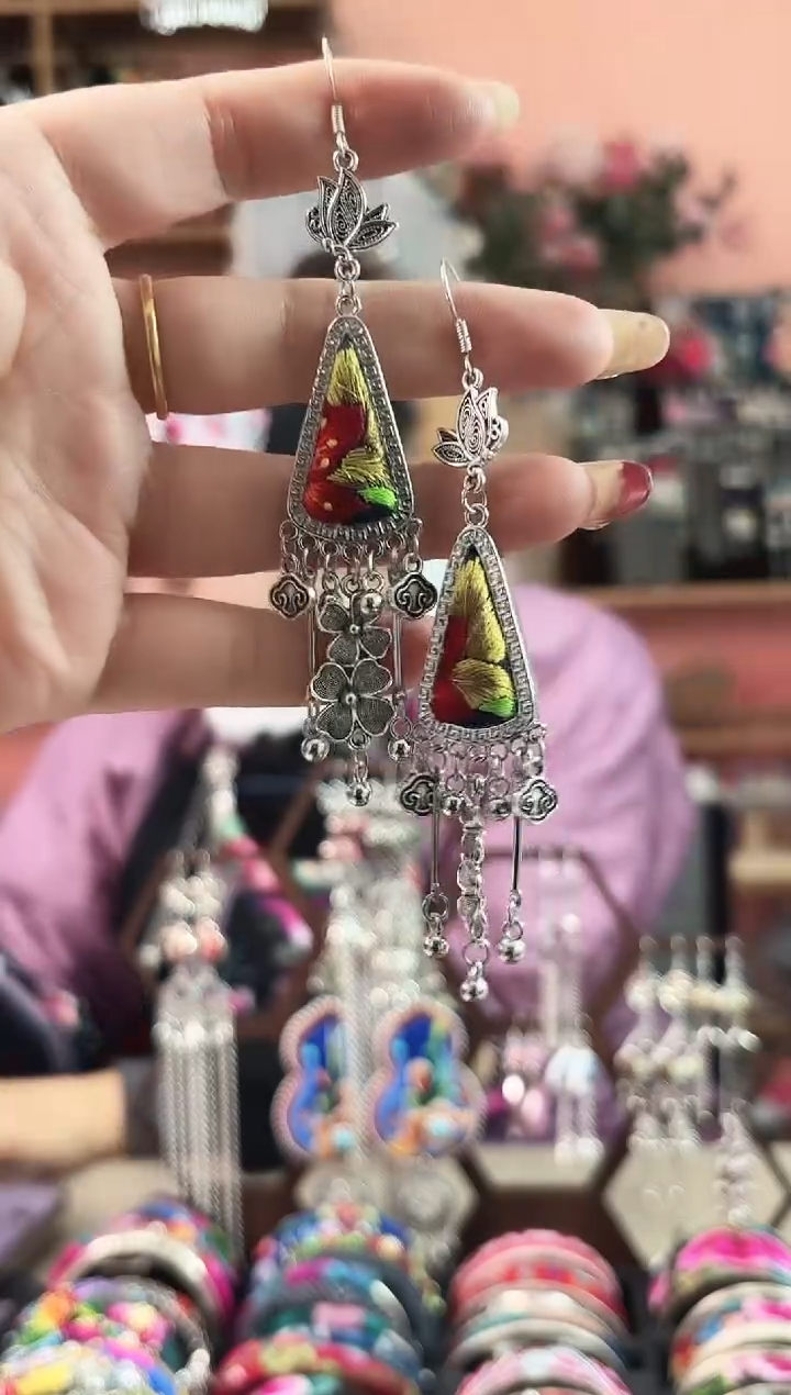 艺枝独绣手工饰品172