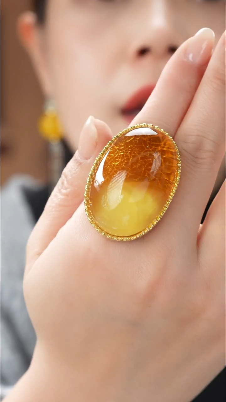 琥珀颈饰未镶嵌精品戒指