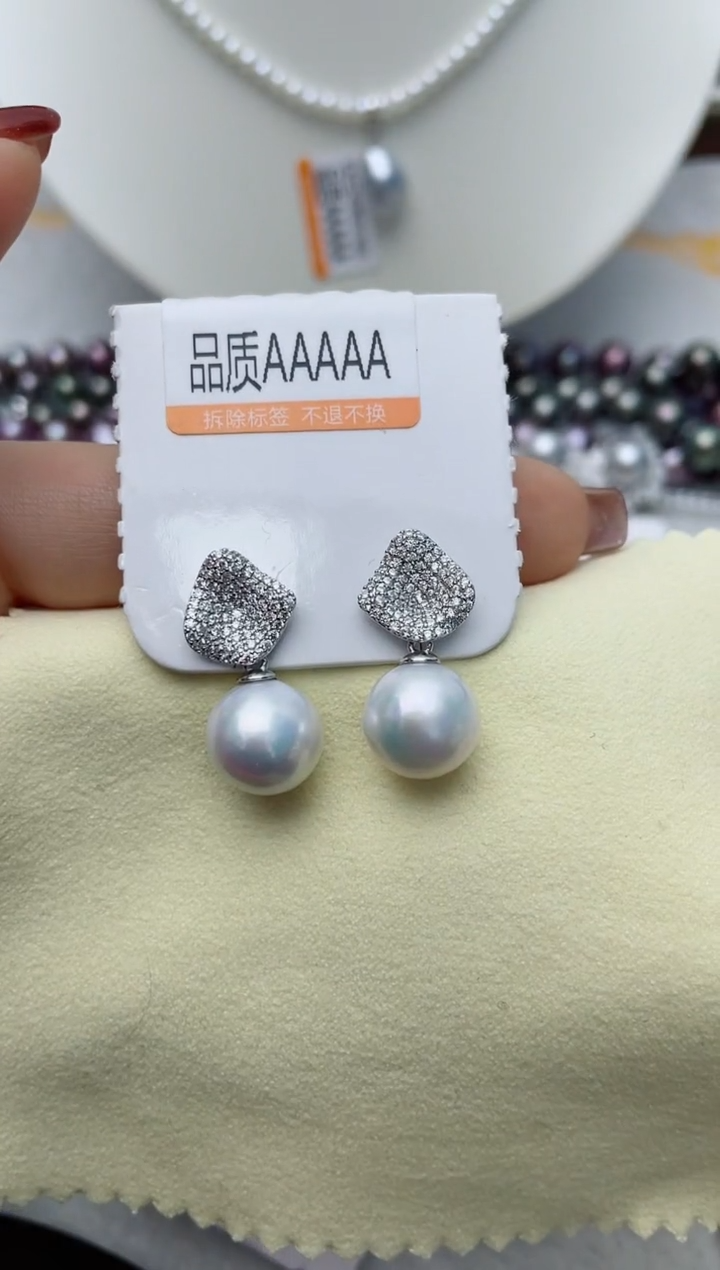 【闪购商品】淡水珍珠耳饰银S925镶嵌W42