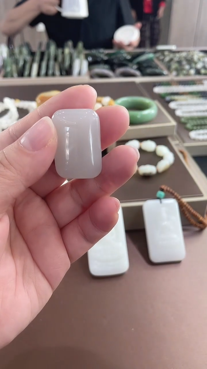 【闪购商品】和田玉项链未镶嵌和田玉 无事牌