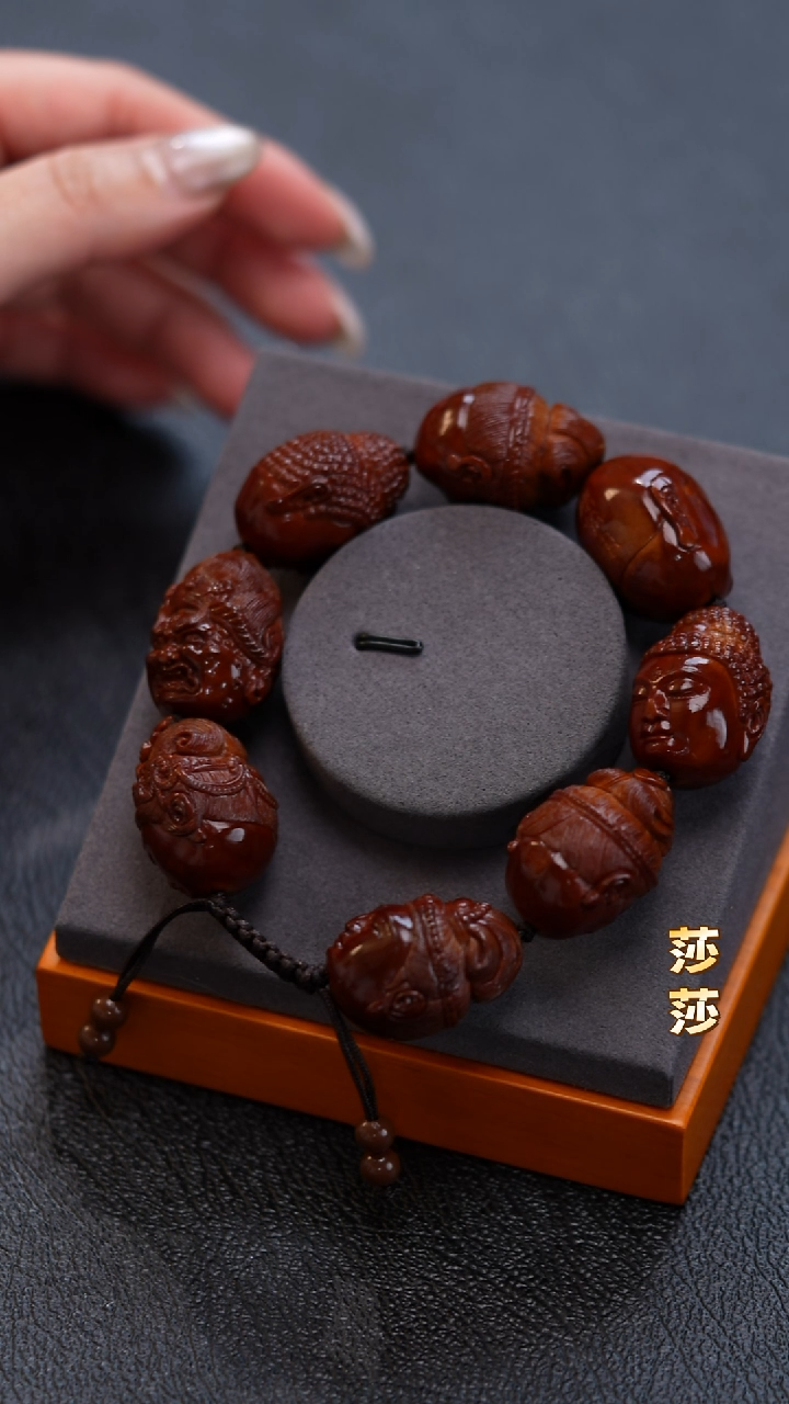 吊坠橄榄核打***机橄榄核