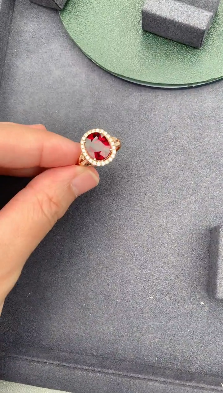 【闪购商品】碧玺戒指18K金镶嵌3.7ct卢比莱戒指