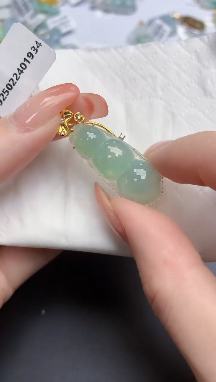 【闪购商品】翡翠颈饰18K金镶嵌天然缅甸翡翠A货