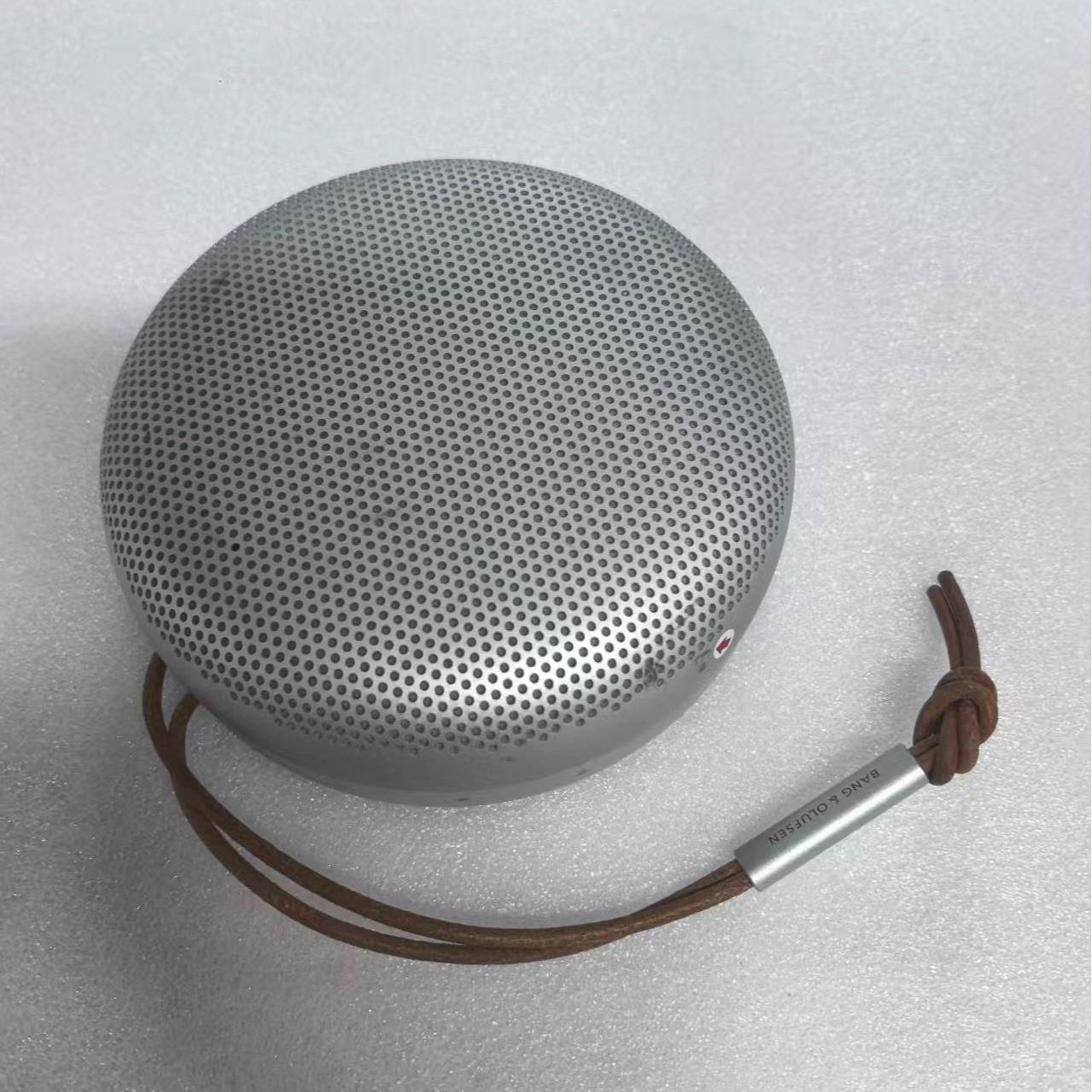 8新 B&O B&O Beosound A1Gen2nd银色裸机蓝牙音响298号