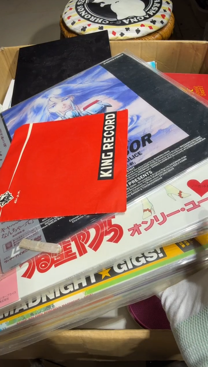 8新w****5 953   中古商品，瑕疵品，不保好坏。