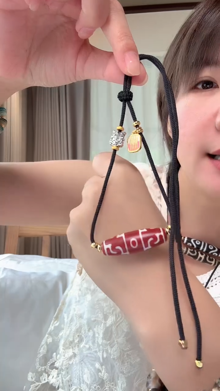 玛瑙/玉髓颈饰未镶嵌S53996多样性发一横版莲师项链